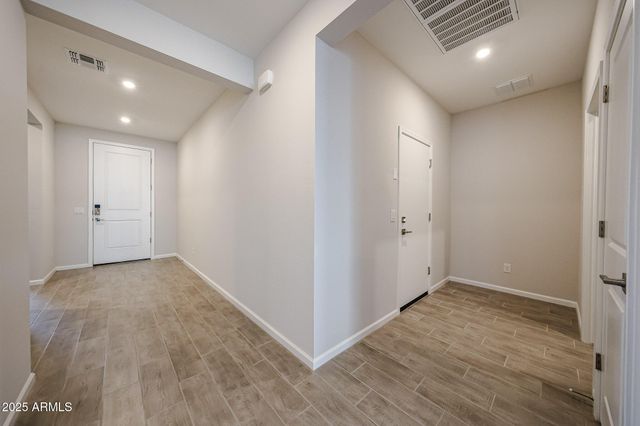 18110 W CREEDANCE Boulevard, Surprise, AZ 85387