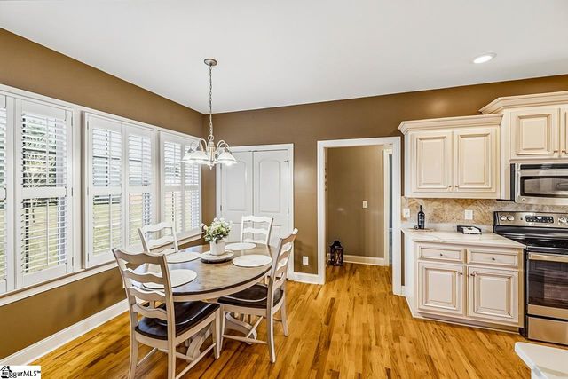 309 Saddlers Run, Chesnee, SC 29323