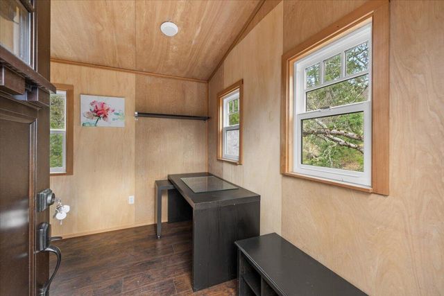 1203 Tyler Creek Road, Ashland, OR 97520