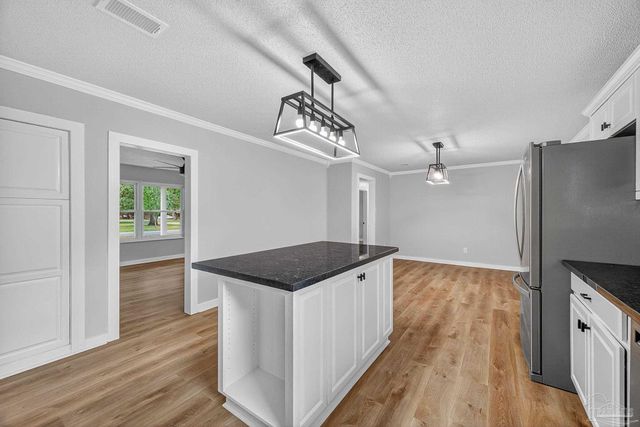 4673 Van Horn Rd, Milton, FL 32583