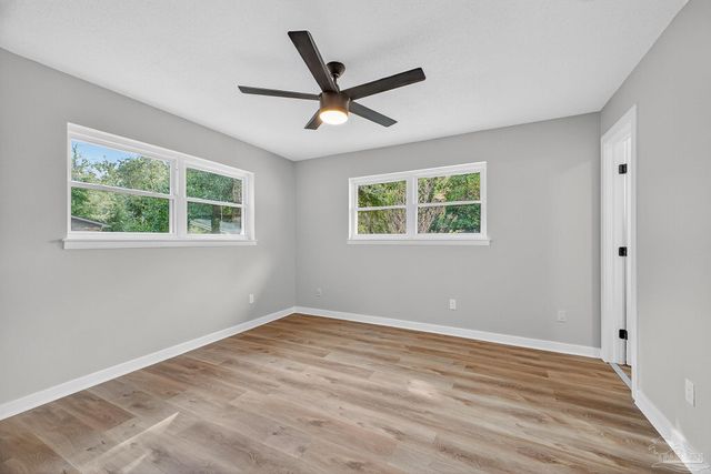 4673 Van Horn Rd, Milton, FL 32583