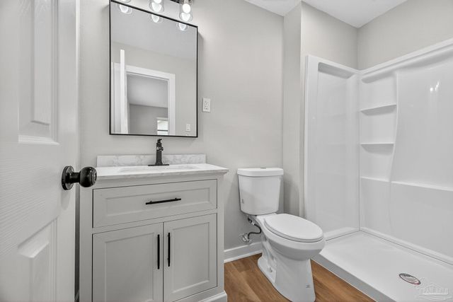 4673 Van Horn Rd, Milton, FL 32583