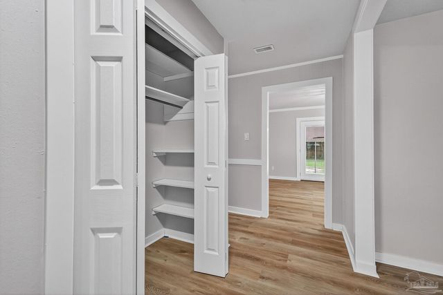 4673 Van Horn Rd, Milton, FL 32583