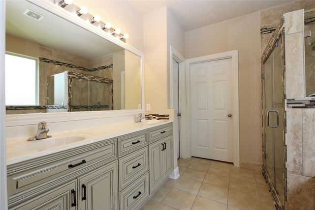 438 Magnolia Blossom, League City, TX 77573