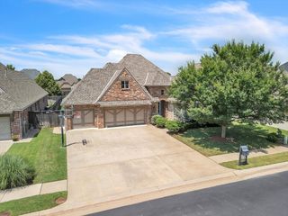 2601 Merlot Court, Edmond, OK 73012