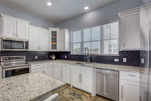 229 S Village Way, Lewisville, TX 75057