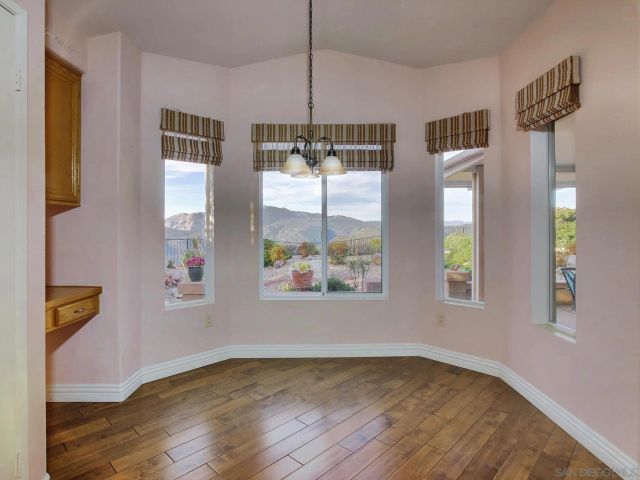 2338 LARKSPUR DR, Alpine, CA 91901