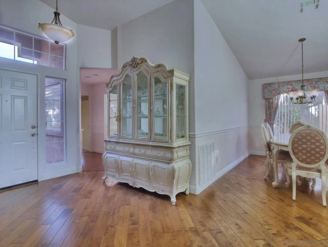 2338 LARKSPUR DR, Alpine, CA 91901