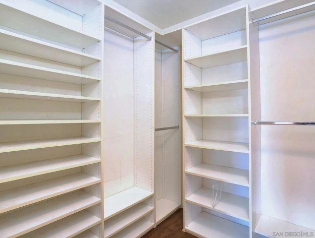 2338 LARKSPUR DR, Alpine, CA 91901