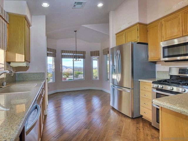 2338 LARKSPUR DR, Alpine, CA 91901