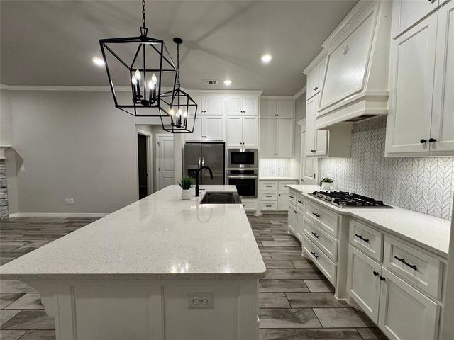 3404 Tahoe Drive, Moore, OK 73160