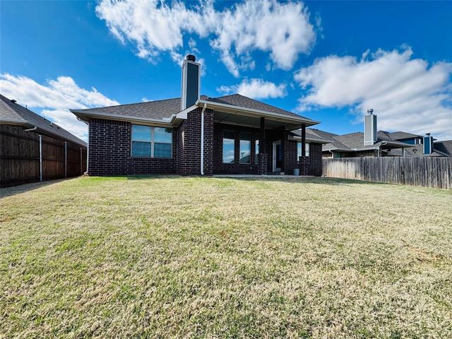 3404 Tahoe Drive, Moore, OK 73160