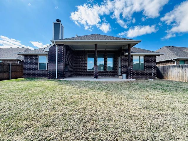 3404 Tahoe Drive, Moore, OK 73160