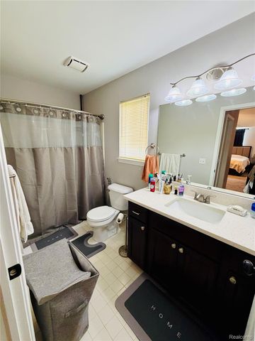 46758 Creeks Bend, Canton Charter Township, MI 48188