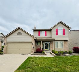 46758 Creeks Bend, Canton Charter Township, MI 48188