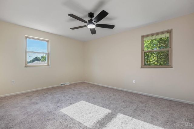 8249 Lakenoll Court, West Chester, OH 45069