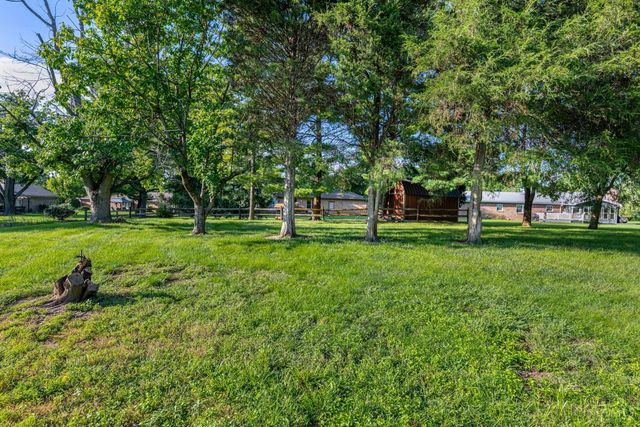8249 Lakenoll Court, West Chester, OH 45069