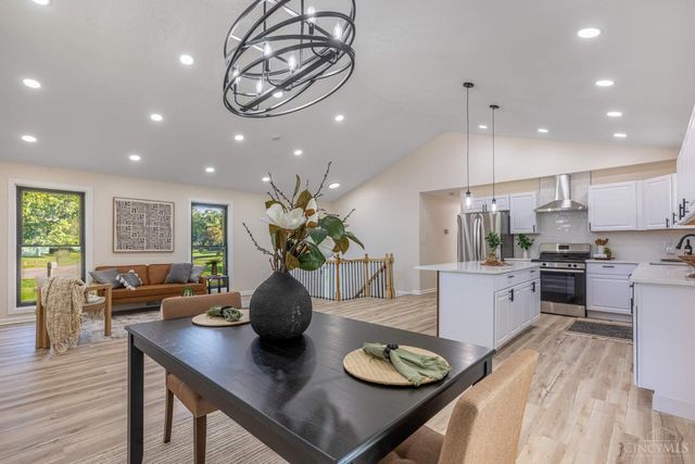 8249 Lakenoll Court, West Chester, OH 45069