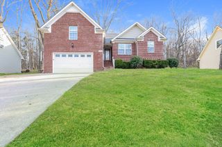 112 McKinley Dr, Columbia, TN 38401