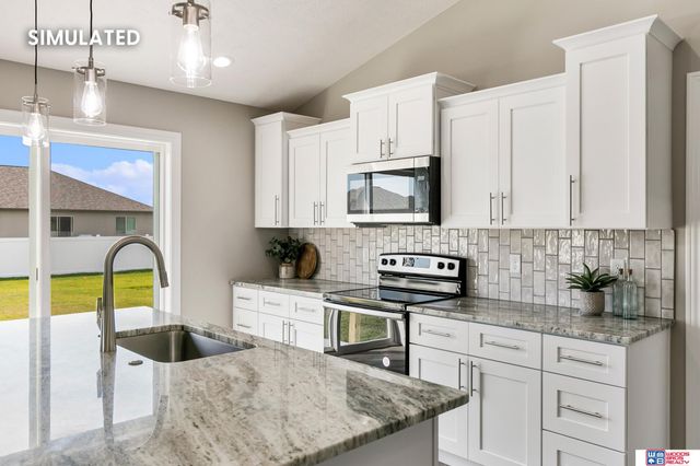 2932 South Creek Road, Lincoln, NE 68516