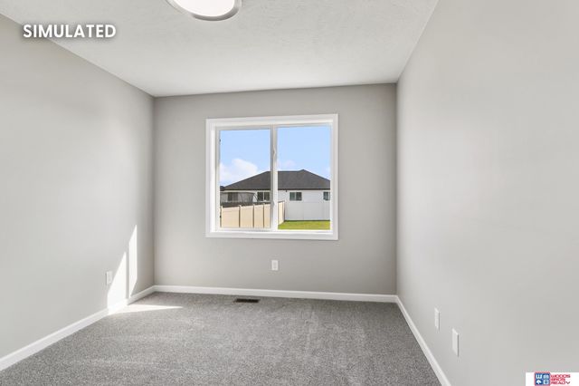 2932 South Creek Road, Lincoln, NE 68516