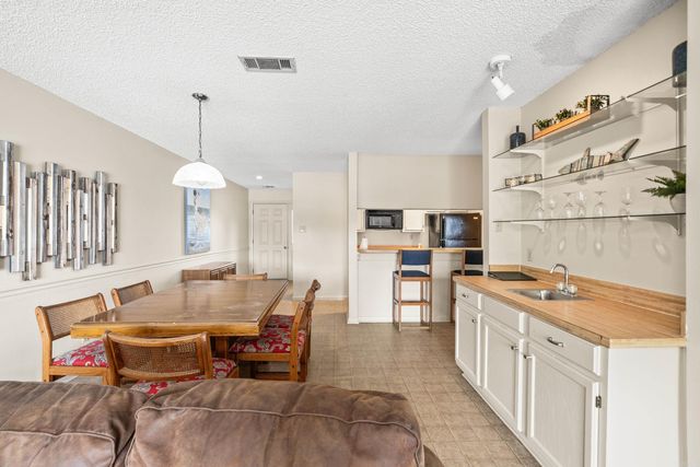 5371 Central Ave, Unit 5J, Hot Springs, AR 71913