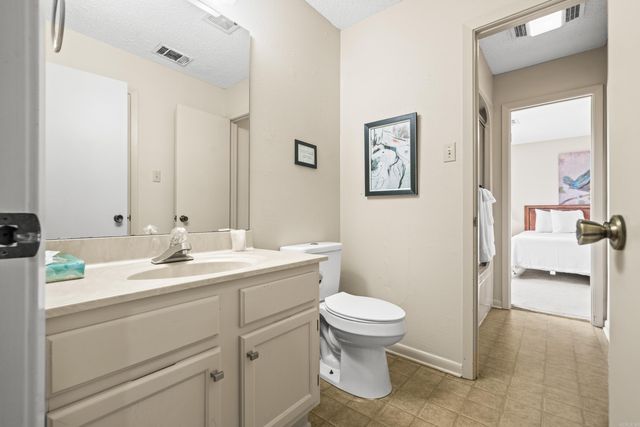 5371 Central Ave, Unit 5J, Hot Springs, AR 71913