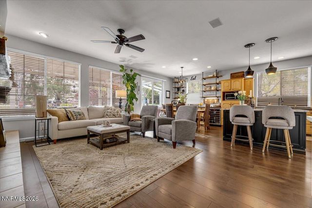 1045 Greenwich Way, Reno, NV 89519