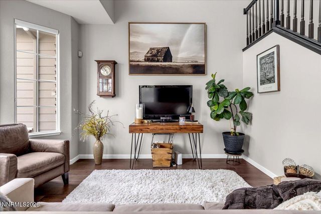 1045 Greenwich Way, Reno, NV 89519