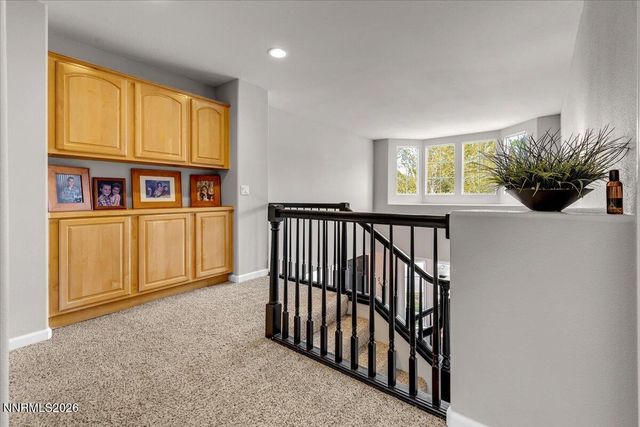 1045 Greenwich Way, Reno, NV 89519