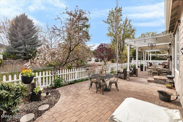 1045 Greenwich Way, Reno, NV 89519