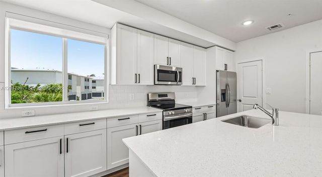 18155 SW 98th Ave Aria, Palmetto Bay, FL 33157