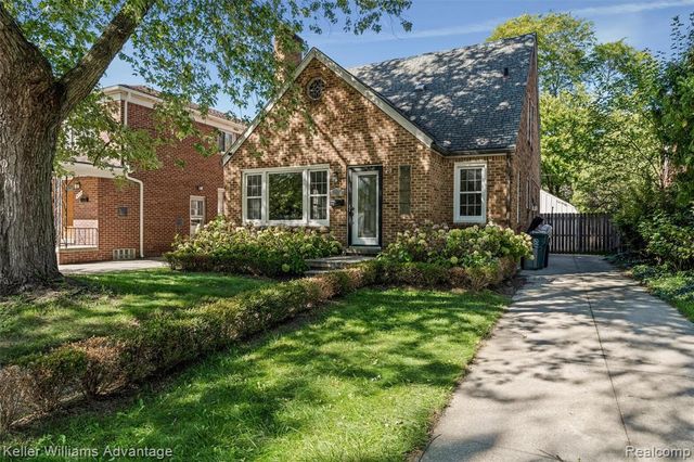 410 Catalpa Drive, Royal Oak, MI 48067