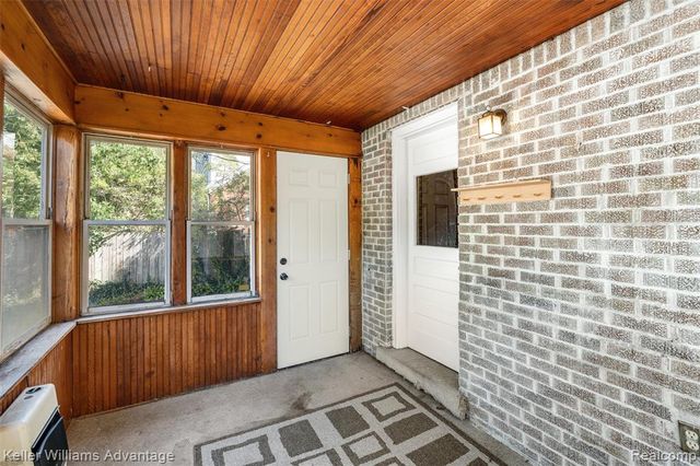 410 Catalpa Drive, Royal Oak, MI 48067