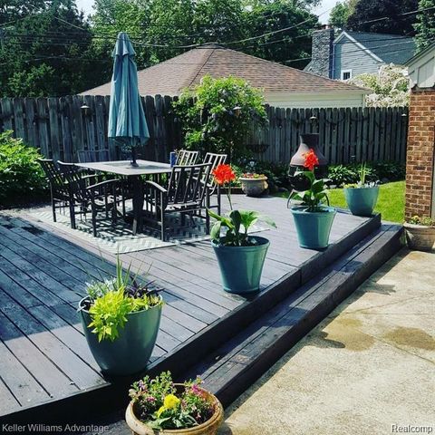 410 Catalpa Drive, Royal Oak, MI 48067