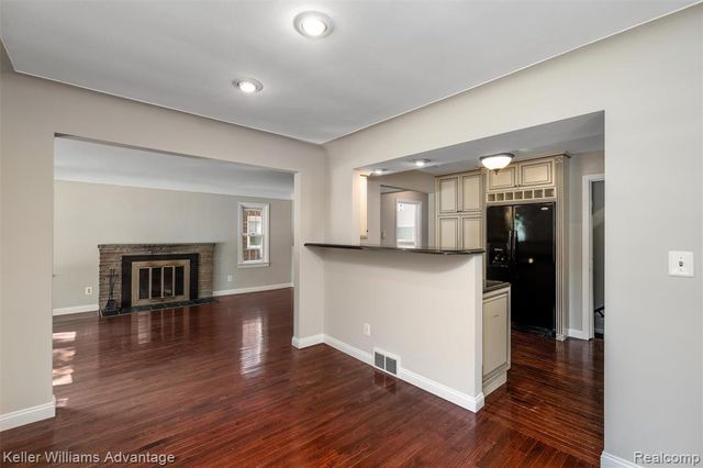 410 Catalpa Drive, Royal Oak, MI 48067