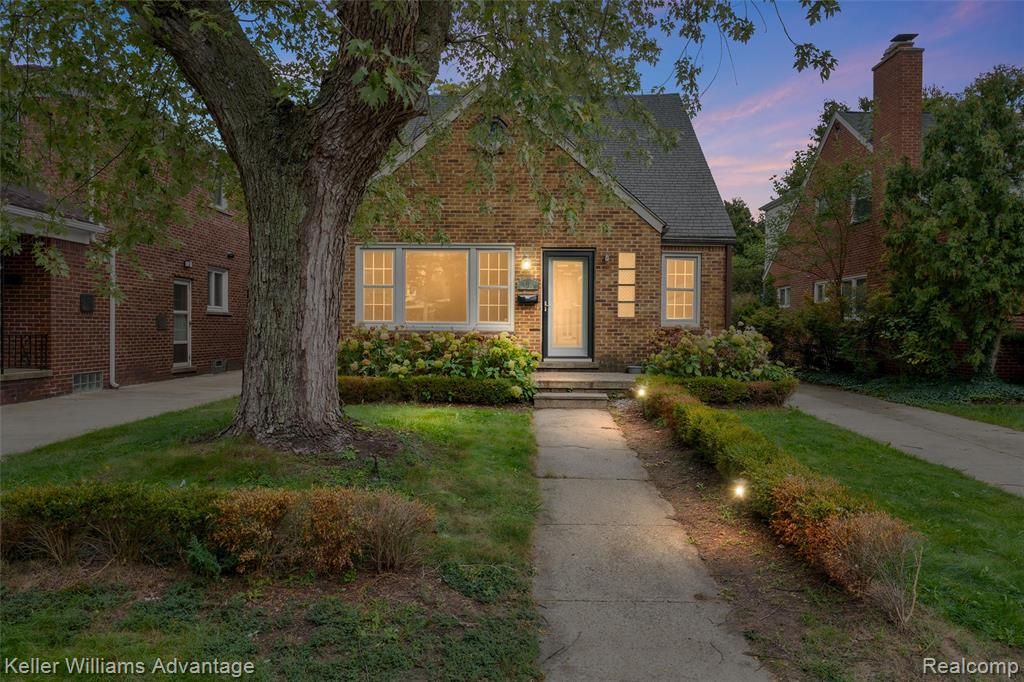 410 Catalpa Drive, Royal Oak, MI 48067