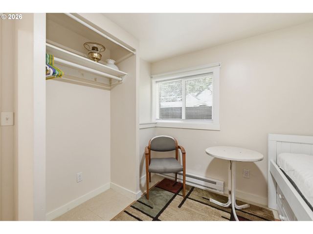 2296 PIERCE St, Eugene, OR 97405