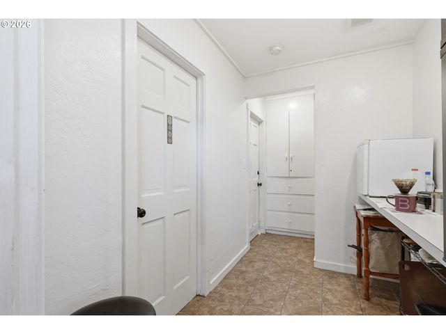 2296 PIERCE St, Eugene, OR 97405