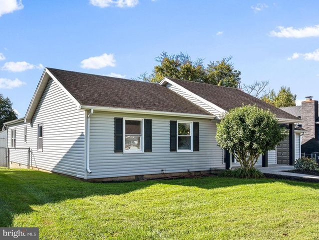 178 FULTON AVE, Charles Town, WV 25414
