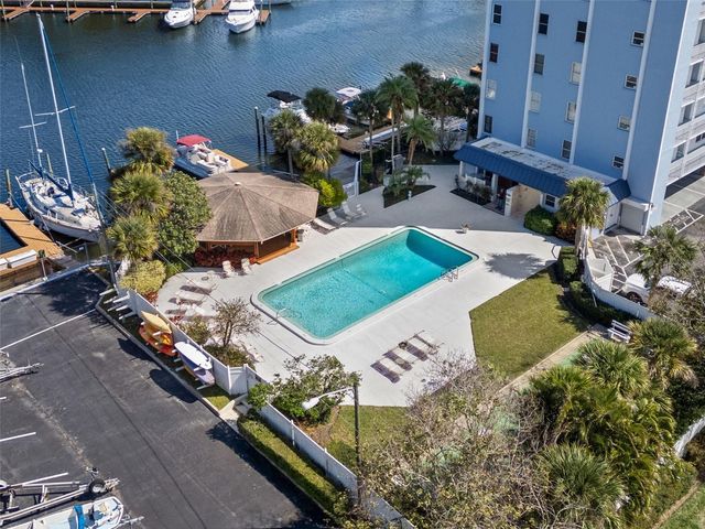 4939 FLORAMAR TERRACE 208, New Port Richey, FL 34652