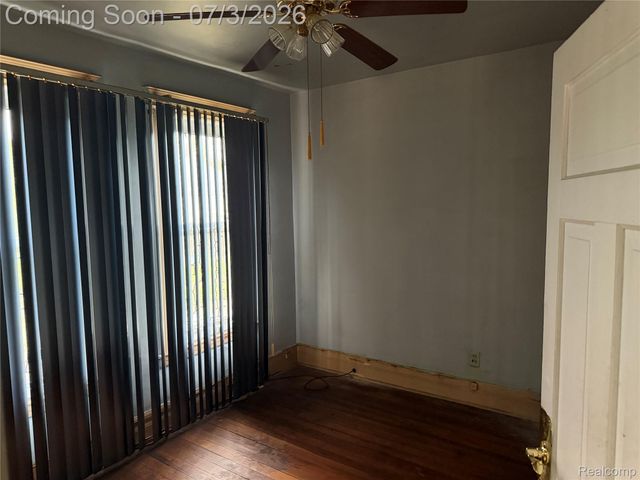 7743 E Canfield Street, Detroit, MI 48214