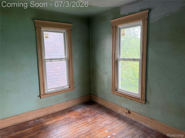 7743 E Canfield Street, Detroit, MI 48214