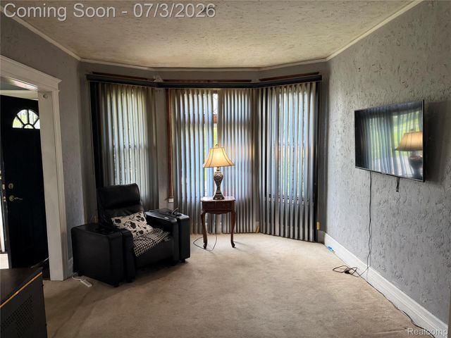 7743 E Canfield Street, Detroit, MI 48214
