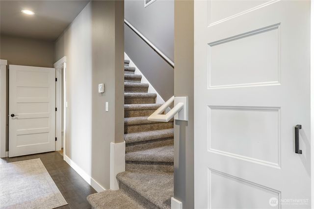 1312 Bradley Meadows Court, Lynden, WA 98264