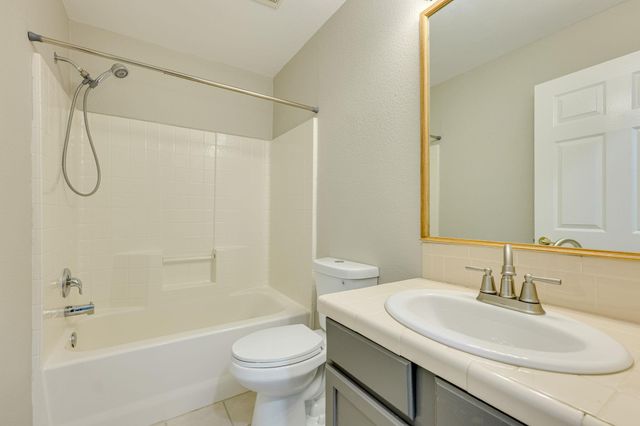 5900 Pinon Vista DR, Austin, TX 78724