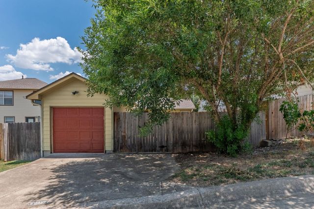 5900 Pinon Vista DR, Austin, TX 78724