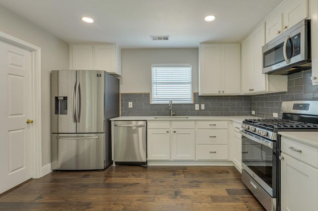5900 Pinon Vista DR, Austin, TX 78724