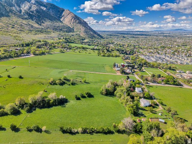 2124 N 1200 E, North Ogden, UT 84414