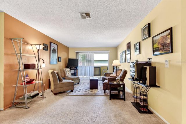 610 KENWICK CIRCLE 205, Casselberry, FL 32707